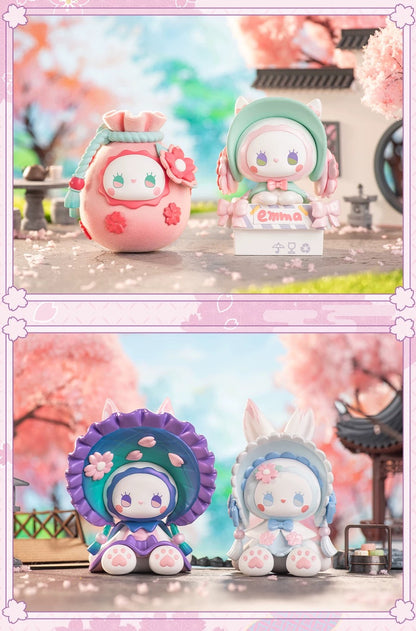 EMMA SERIES PLUSH BIIND BOX