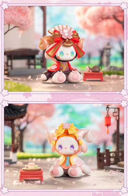 EMMA SERIES PLUSH BIIND BOX