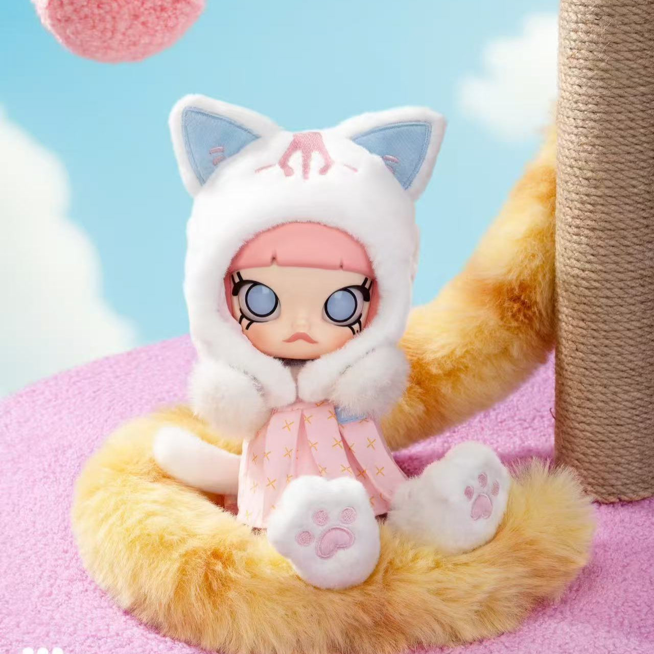 MOLLY PEEKABOO 1/8 ACTION FIGURI