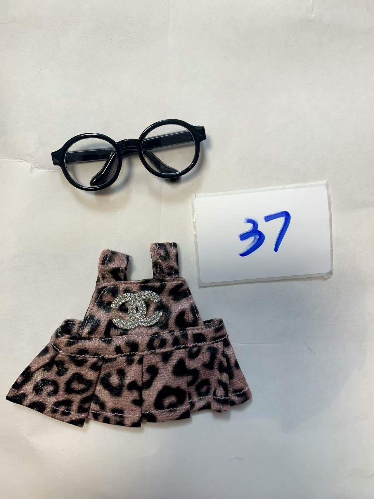 Labubu -V1-V3 Chanel LV skirt  clothes